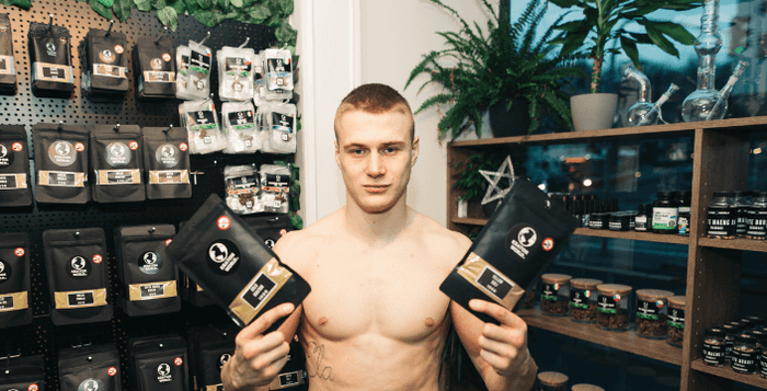 Kratom World Leo Brichta Brichta Bomby Kratom Prodejna Kratom World Praha 5 Sport MMA Podpora sportu