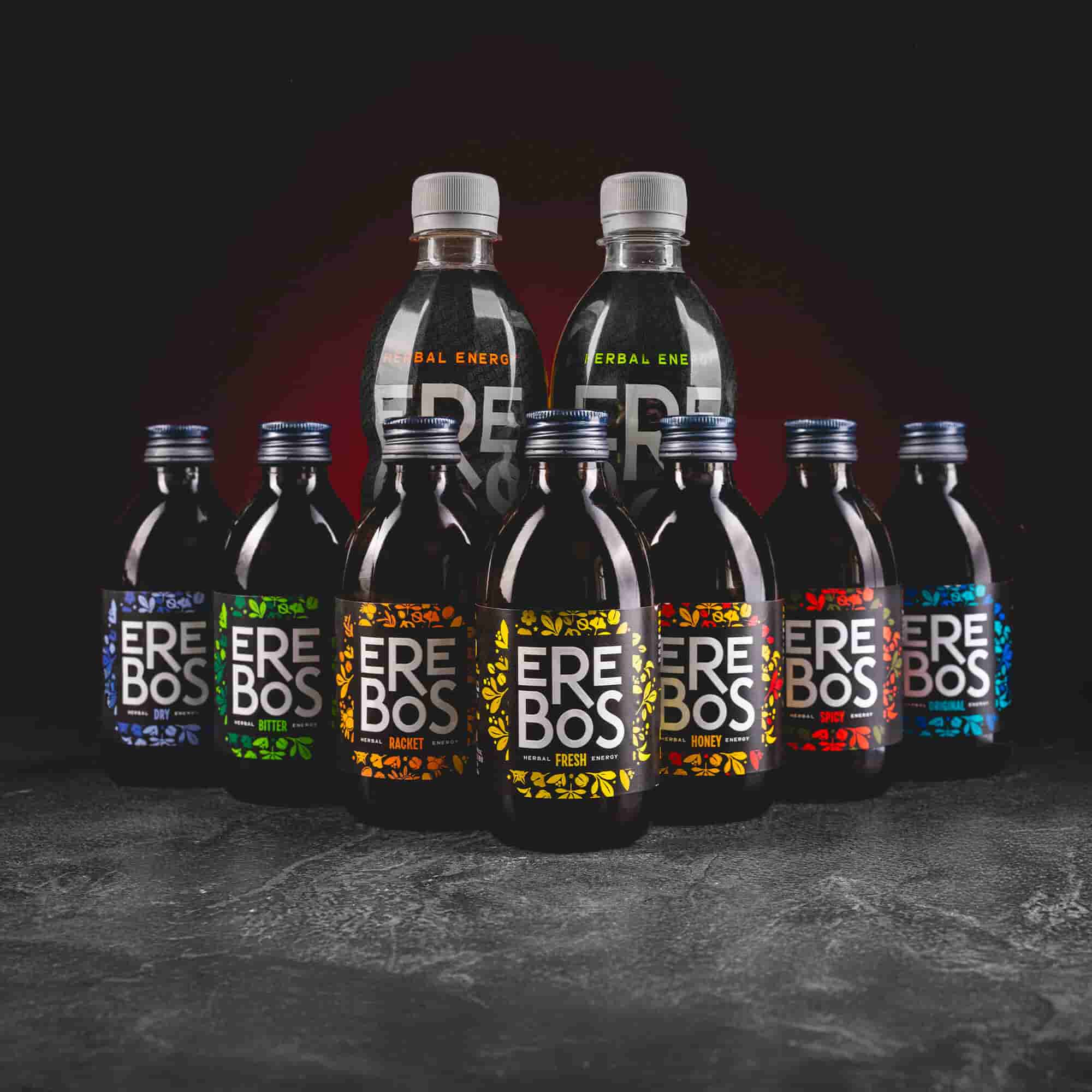 Erebos Bylinný nápoj kratom world kofein přírodní energie original skupinová fotka