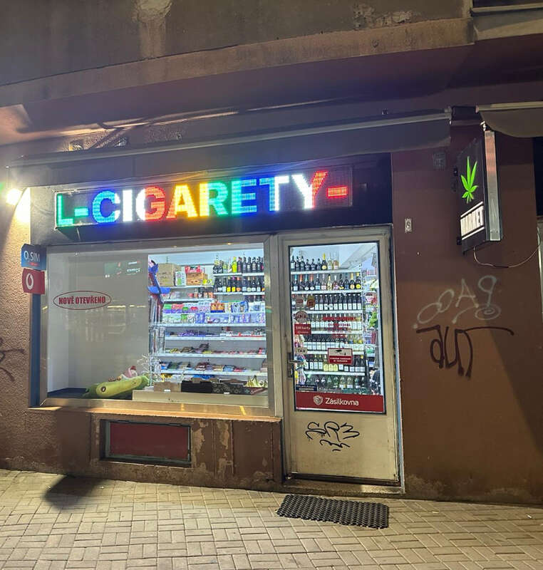 kratom world obchod s kratomem sokolovská praha