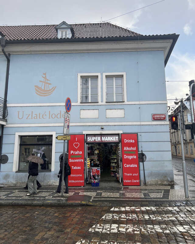 Kratom, HHC osobní odběr Letenská