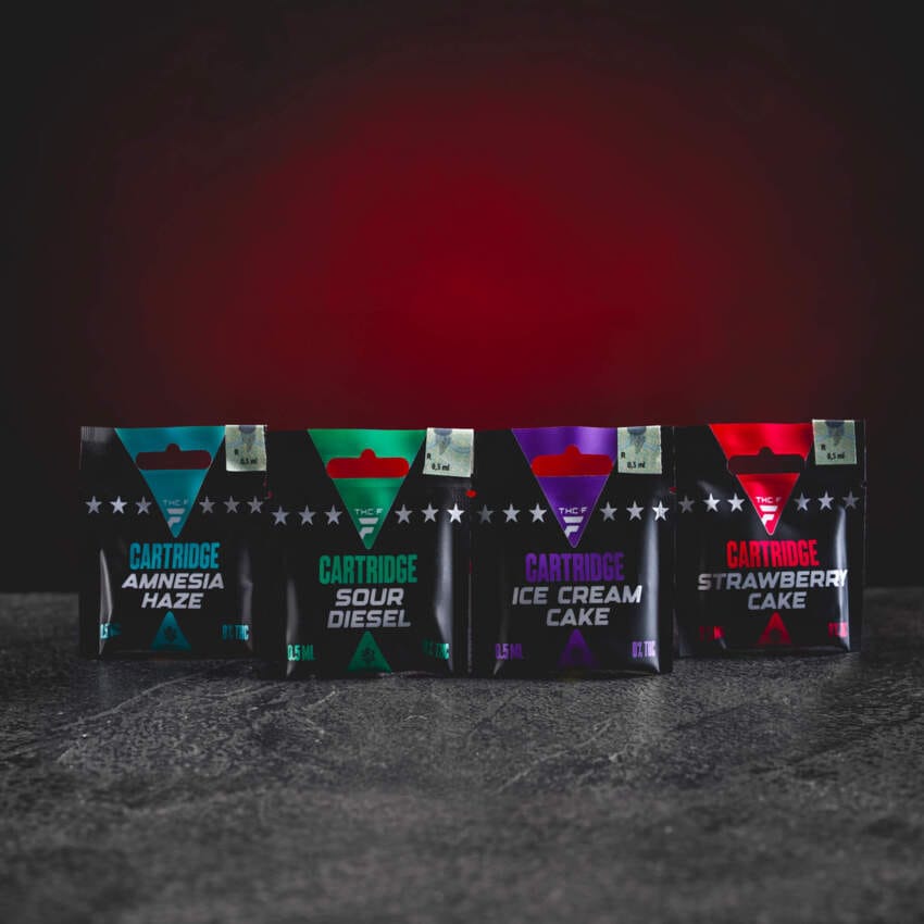 THF Cartridge kolekce příchutí Amnesia Haze, Ice Cream Cake, Sour Diesel a Strawberry Cake, prémiové cartridge s moderní formulí THF, výrazné terpenové profily, hladký potah, stylový design a vyvážený sběratelský efekt.