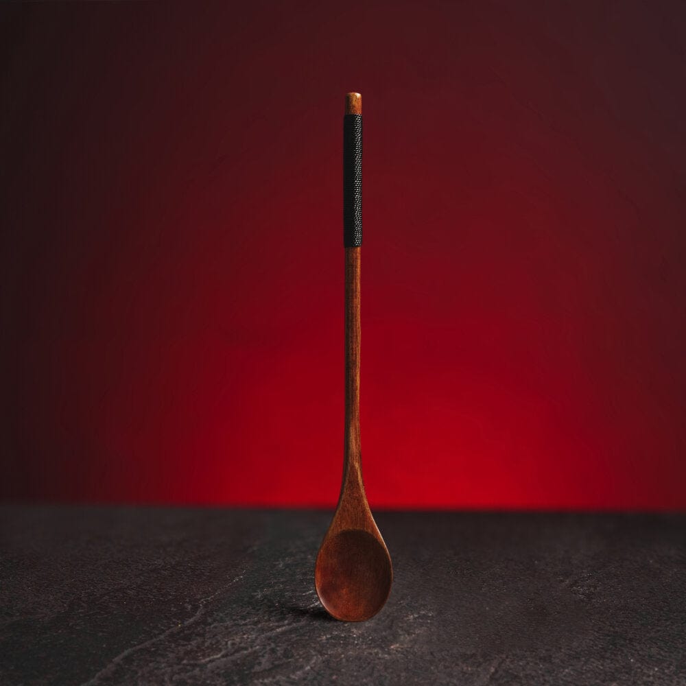 Kratom World lžička určená na nabírání kratomu Praha green white red gold červený bílý zlatý zelený maeng da tmavá lžička tmavé pletení